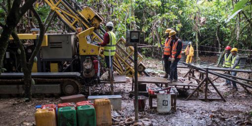 Dans-village-l-Etat-d-Osun-soci-t-relance-l-activit-d-une-mine-d-or